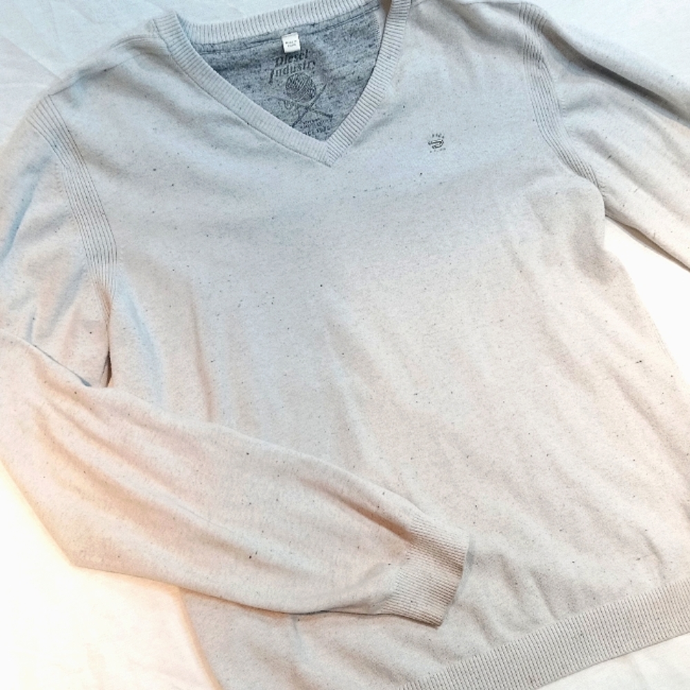 Diesel Industries Long Sleeve V-Neck Pull Over Sweater- XL